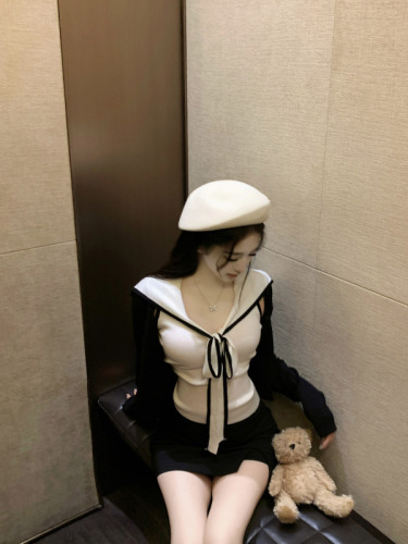 ~Navy collar top two-piece preppy long-sleeved knitted pullover sweater skirt set