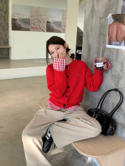 Photographed False Two-Piece Plaid Patchwork Sweatshirt Jacket 2024 Autumn Unique Design Baseball Top for Women