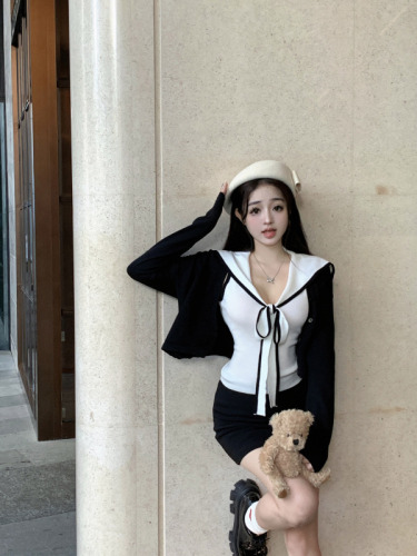 ~Navy collar top two-piece preppy long-sleeved knitted pullover sweater skirt set