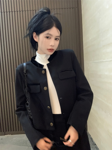 Actual shot ~ Chaebol’s daughter, high-end temperament, loose and slim silhouette, woolen jacket, suit, wide-leg pants suit