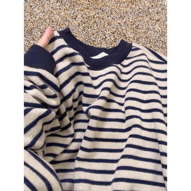 American Oversize Crew Neck Sweatshirt for Women - Spring/Autumn 2024 New Arrival Loose Unique and Stylish Top
