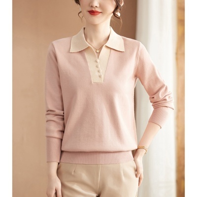 Middle-aged mother's new autumn and winter tops, fashionable and noble, thin knitted sweater for middle-aged and elderly women, 40 and 50 years old, with temperament