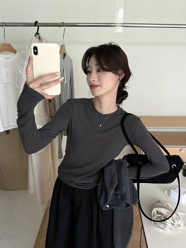 High-elastic soft waxy gray round neck long-sleeved right-shoulder bottoming shirt for women in autumn and winter with a high-quality inner bottoming T-shirt top