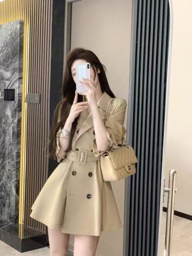 Khaki windbreaker dress women's autumn high-end long-sleeved skirt double-breasted waist design A-line short skirt