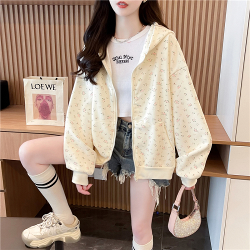 Actual shot of Korean style loose Chinese cotton floral fabric printed zipper thin hooded sweatshirt for women