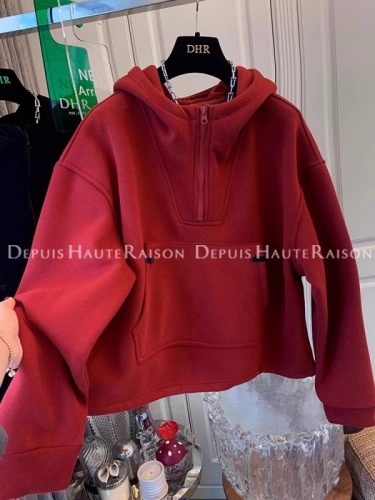 New Year's red half-zip hooded velvet sweatshirt top for women with loose and lazy style, thick winter, loose and lazy