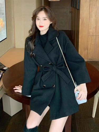 High-end black woolen coat for women 2024 autumn and winter new thickened waist windbreaker small woolen coat for women