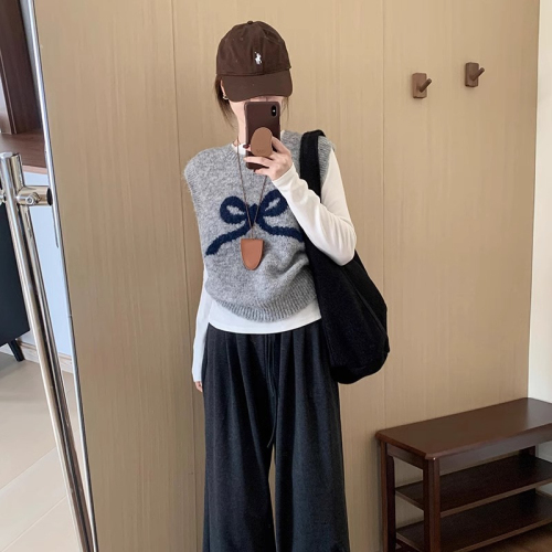 Tmall High-Quality Sweet Butterfly Bow Blouse 2024 Autumn New Korean Style Embroidered Pattern Overlay Top for Women