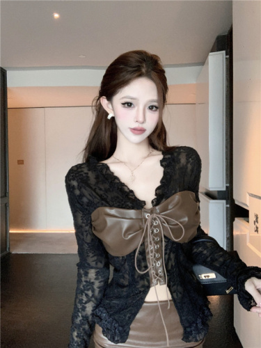 Real shot~ Pure sexy hot girl design V-neck spliced sexy lace small flap sleeve top for women