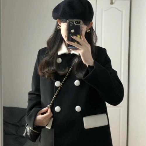 Black short woolen coat for women 2024 autumn and winter new woolen coat thickened and small people are popular this year