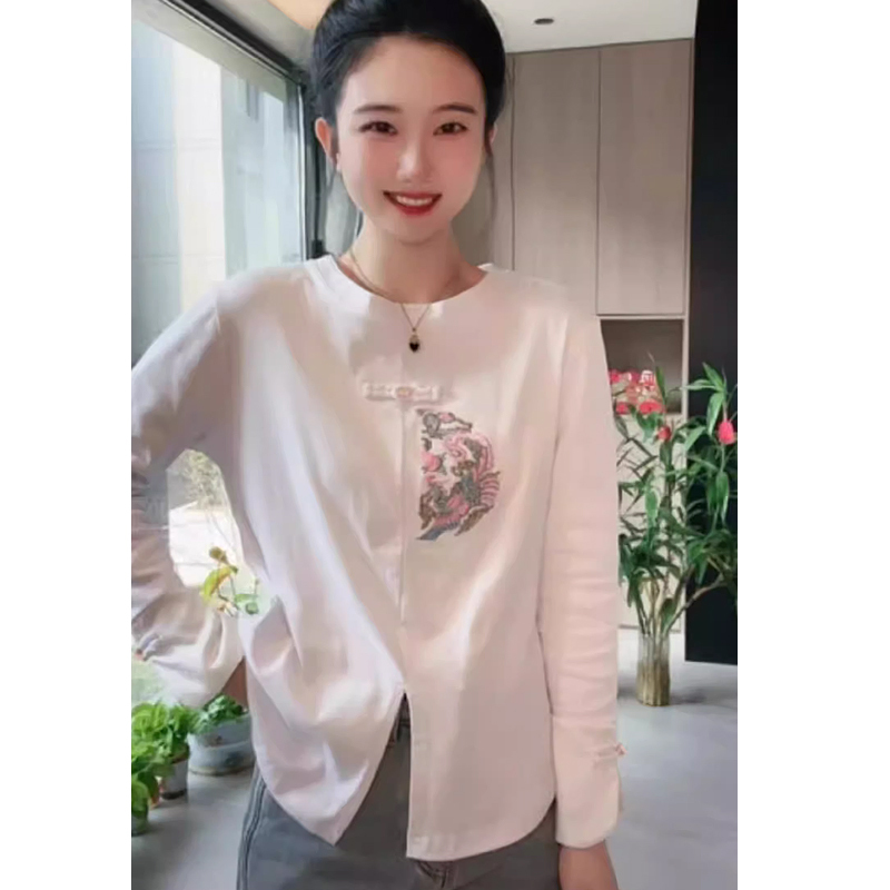 Official photo of new Chinese style white inner layered shirt spring and autumn new long-sleeved T-shirt for women with button-up clothes