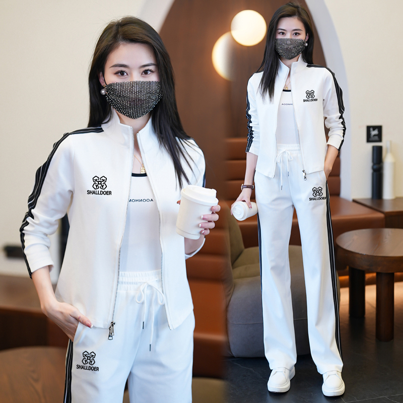 Official picture of casual sportswear suit for women in spring and autumn new fashionable temperament jacket wide-leg pants two-piece set