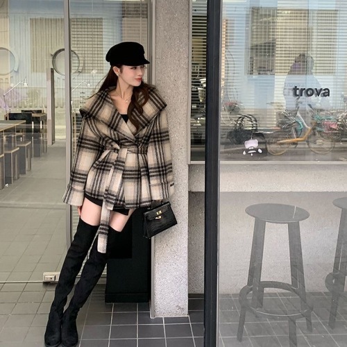 2024 Autumn and Winter New Plaid Navy Collar Double-sided Velvet Coat Women's Short Loose Small Woolen Coat