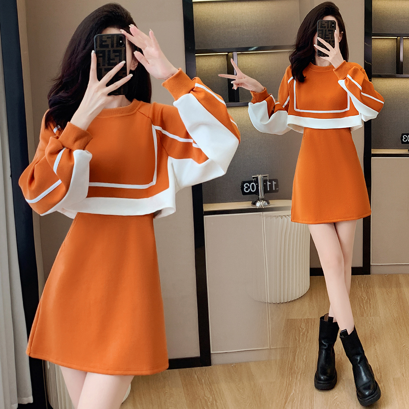 New Spring and Autumn Women's Dresses Women's Clothes Covering Belly and Age Reducing Vacation Two-piece Skirts for Small People Popular Style