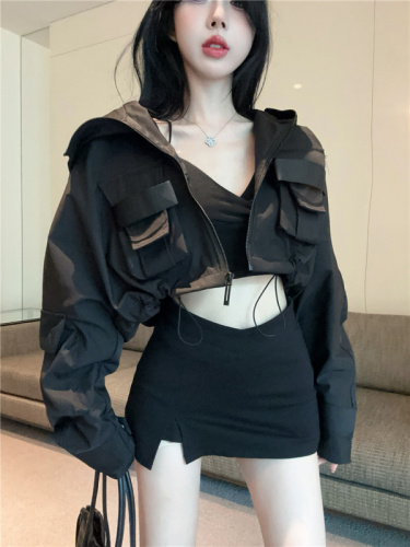 Actual shot ~ 2024 new winter hot girl style street workwear large pocket design hooded jacket cotton jacket for women