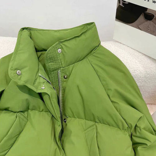 Small stand-up collar green cotton coat for women 2024 new winter style good-looking high-end quilted short coat for women