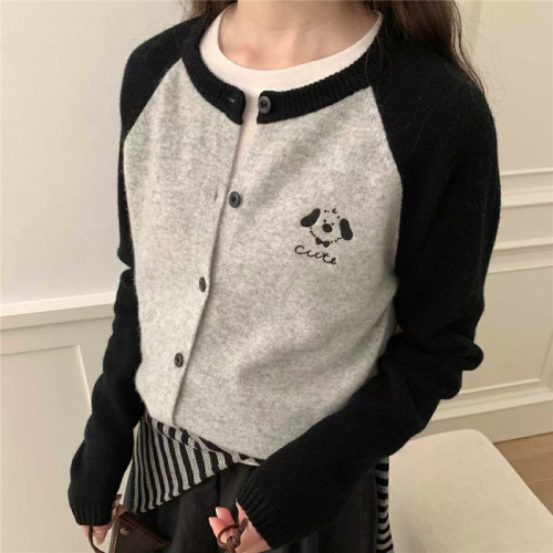 Sheep contrasting color cartoon embroidery wool knitted cardigan women's 2024 autumn new Korean style round neck age-reducing sweater