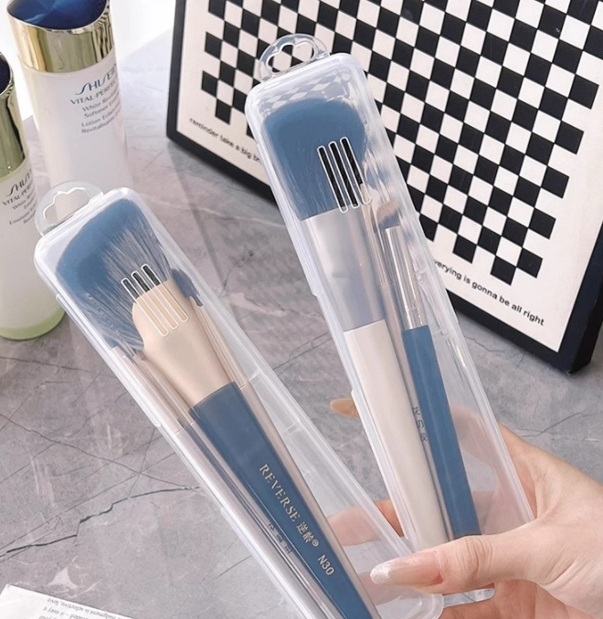 Makeup brush storage box, portable dust-proof lid, blush brush, eye shadow brush, eyebrow pencil organizer, travel outing box