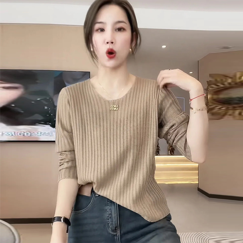 Official picture of spring and autumn new women's knitwear long-sleeved sweater plus size women's fat mm belly-covering bottoming shirt top