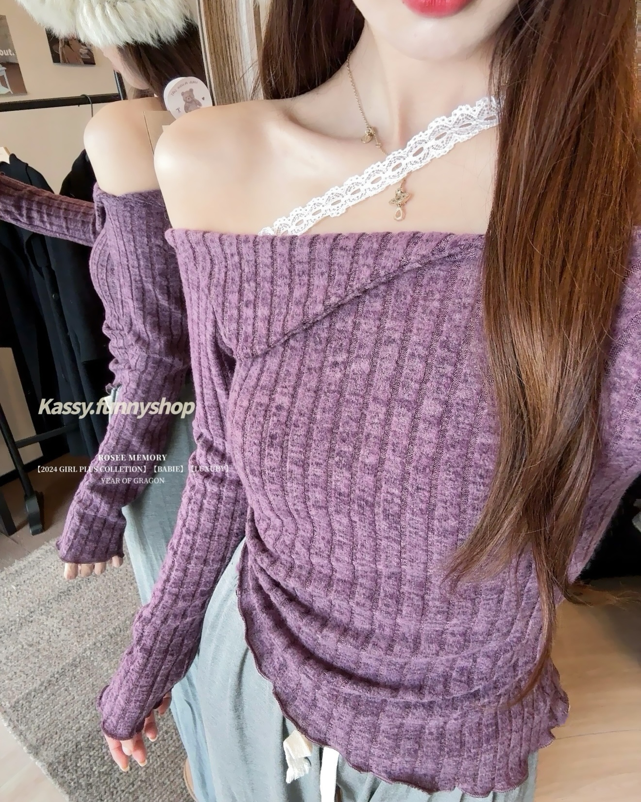 A hand-painted Korean-style atmosphere one-shoulder lace-tie bow cashmere knit top