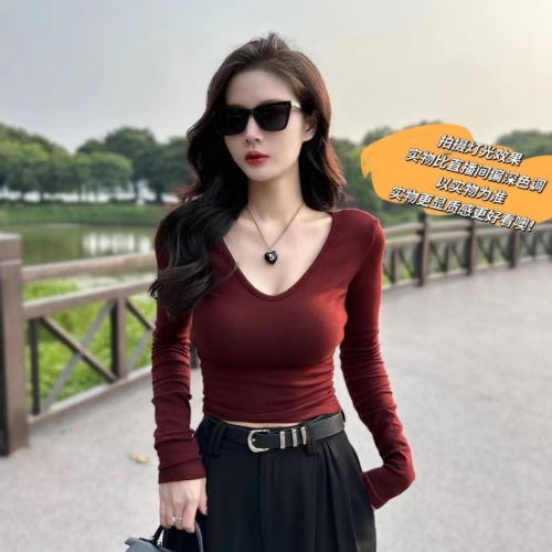 Autumn and winter fashion Korean style design 2024 slim long-sleeved T-shirt basic style without shoulder pads slim and versatile top