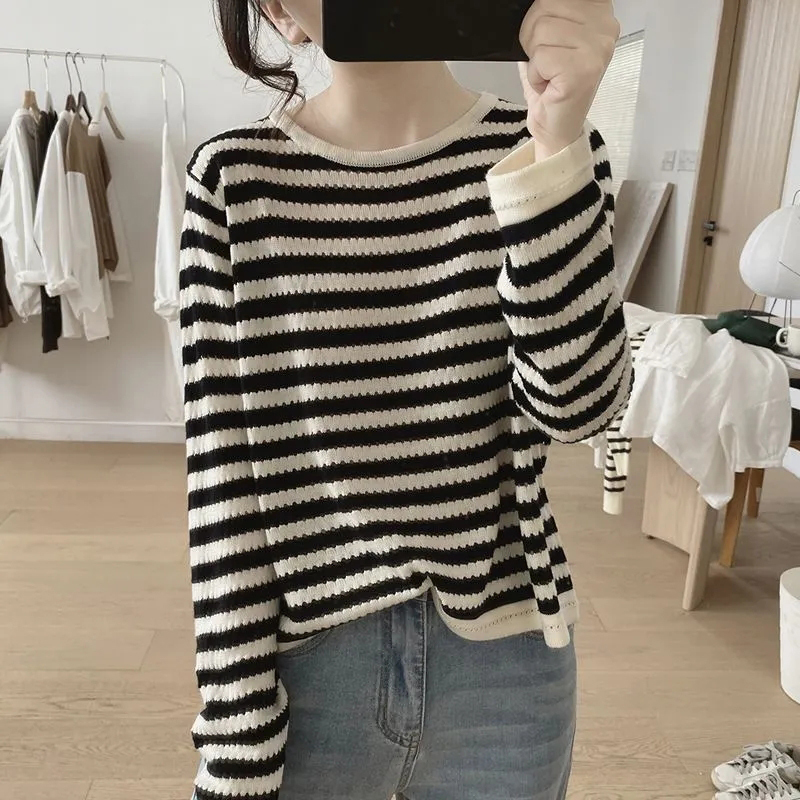New spring and autumn knitted sweaters, sweaters, long-sleeved tops, plus size women's clothing, fashionable, trendy and age-reducing hot styles