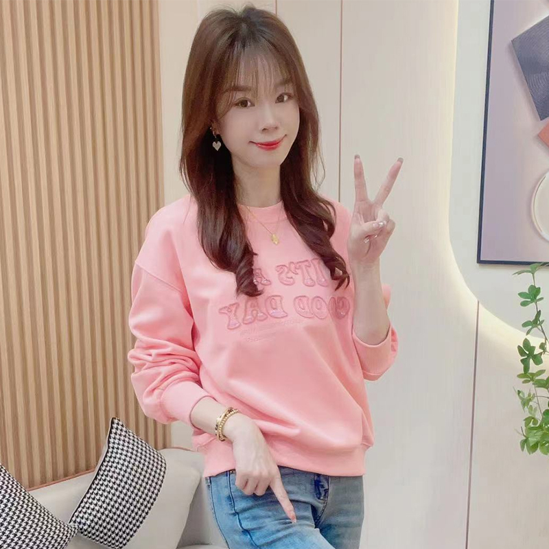 Official picture of round neck sweatshirt for women, spring and autumn style, new hot style, loose European style, fashionable top for small people
