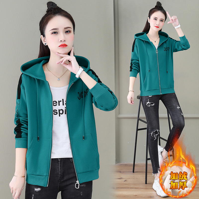 New spring and autumn sweatshirts for women, short coats, cardigans, hooded, beautiful and velvet thickened tops that are popular this year