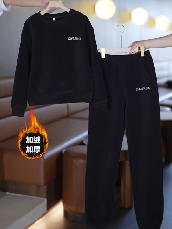 Ready-stock spring and autumn tops for women, fashionable and fashionable suits, high-end sweatshirts, velvet and thickened two-piece sets