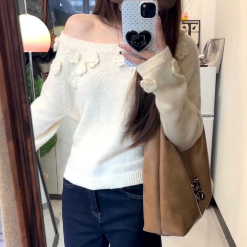 2024 Autumn New Style Knitted Sweater Casual Korean Style Pure Desire High-level 3D Flower Slant Collar Off-Shoulder Slim Sweater