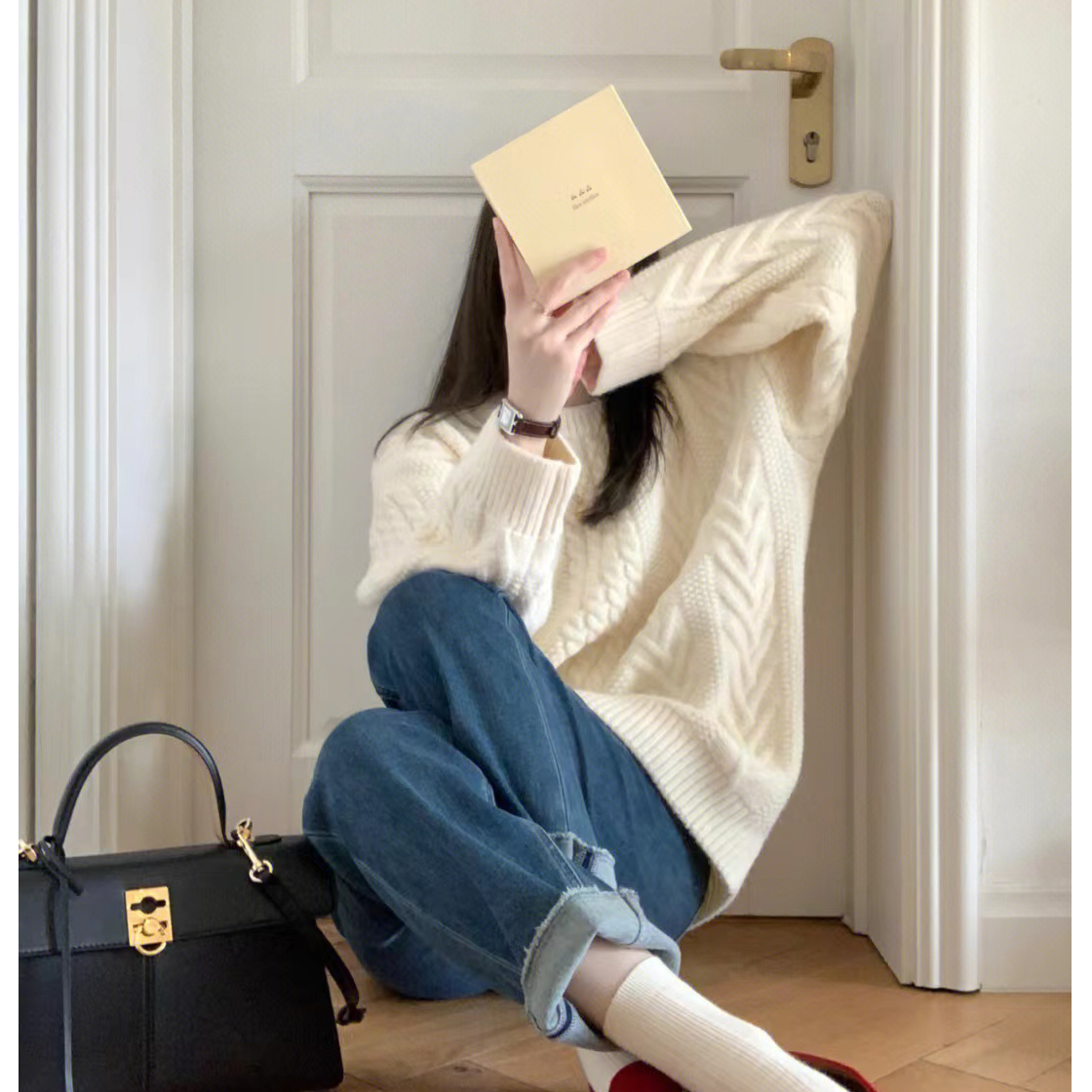 Fufu Lazy Round Neck Cable Knit Sweater for Women, Autumn/Winter Gentle Soft and Chewy Knit Top with Thickening Loose High-End Style
