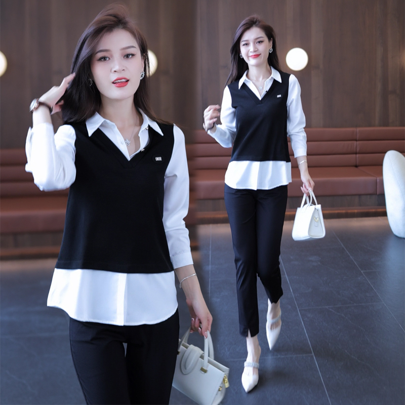 Official picture Women's shirt early spring new fashion fashion age-reducing spring and autumn style beautiful fake two-piece top