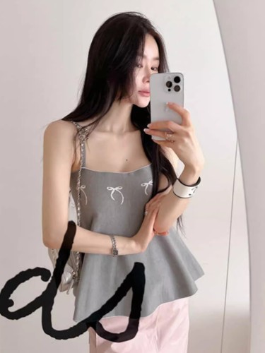 Korean style chic summer retro age-reducing square collar contrasting color bow design slim and versatile knitted suspender top for women