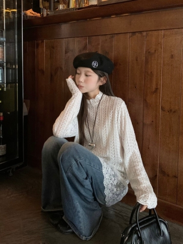 Real shot of white bottoming shirt for women 2024 autumn and winter high-end T-shirt with lace inner long-sleeved T