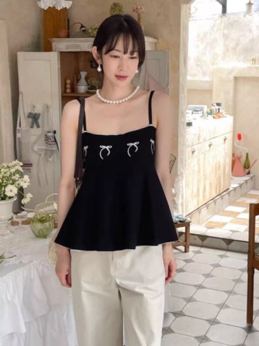 Korean style chic summer retro age-reducing square collar contrasting color bow design slim and versatile knitted suspender top for women