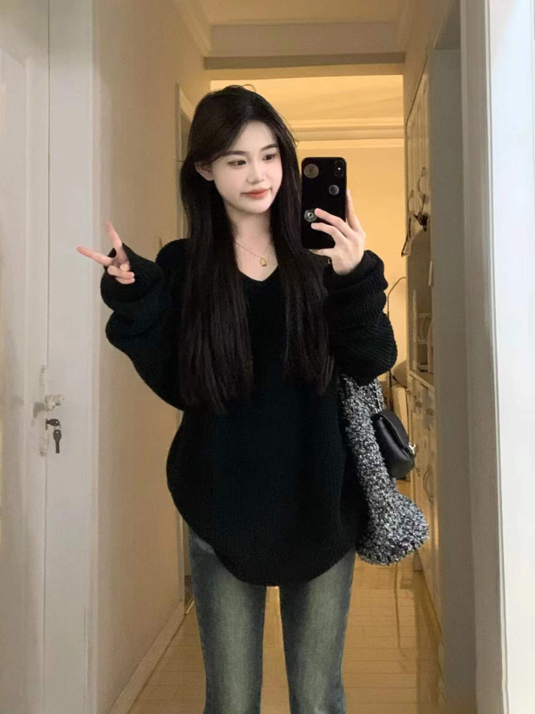 American retro long-sleeved sweater for women autumn and winter black v-neck sweater loose casual jacket oversize top