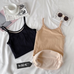 Photographed warm and thick insulated spaghetti strap vest, suitable for autumn and winter, versatile slimming innerwear top, base layer shirt for women, trendy.
