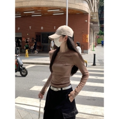 Real shot of autumn and winter Korean style raglan fishbone letter patch design slimming pure cotton inner long-sleeved T-shirt top