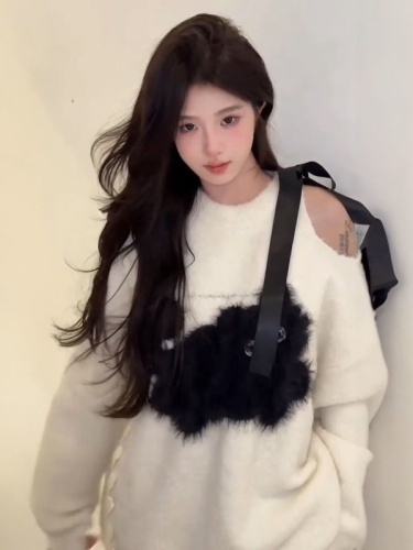 Lazy style fufu sweet off-shoulder strap design pullover sweater for female students autumn and winter loose sweater