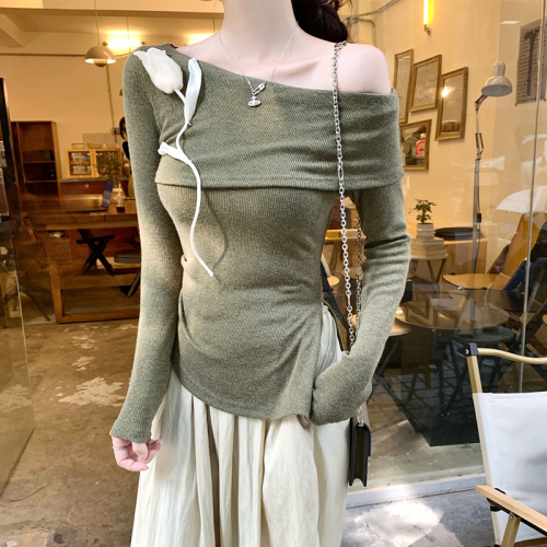 2024 new autumn Korean chic flower design niche round neck long sleeve slim short knitted T-shirt for women