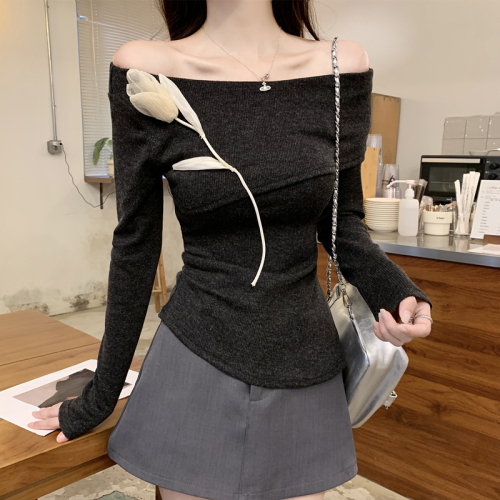 2024 new autumn Korean chic flower design niche round neck long sleeve slim short knitted T-shirt for women