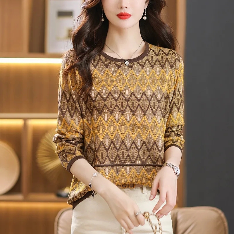 Round neck top sweater for women 2024 new autumn fashion middle-aged mother diamond plaid sweater bottoming shirt