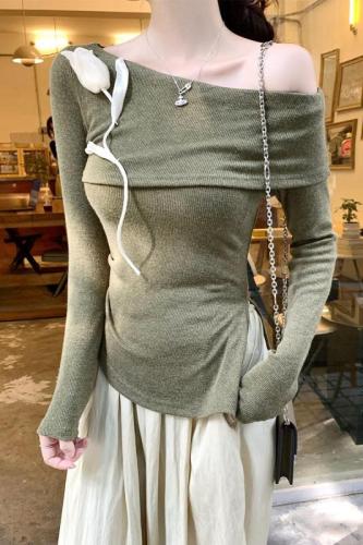 2024 new autumn Korean chic flower design niche round neck long sleeve slim short knitted T-shirt for women