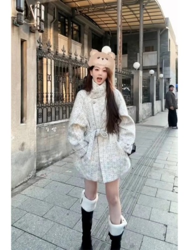 Xiaoxiang style coat for women in autumn and winter, Korean style, high-end, super nice, mid-length thickened cape waist-cinching top