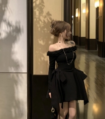 Photographed Center Position Black Little Black Dress with Chanel Style One-Shoulder Dress, Waist-Clinching Black High-End Elegant Skirt