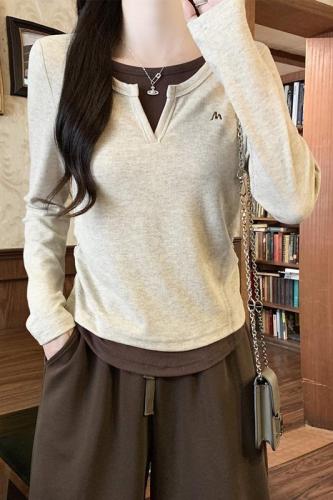 V-neck fake two-piece long-sleeved T-shirt for women 2024 autumn and winter new style slimming short style inner bottoming shirt