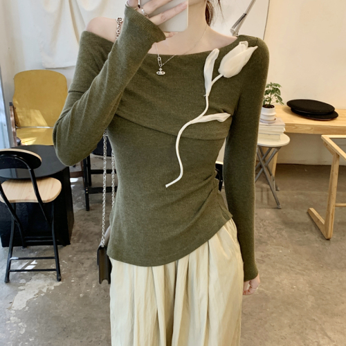 2024 new autumn Korean chic flower design niche round neck long sleeve slim short knitted T-shirt for women