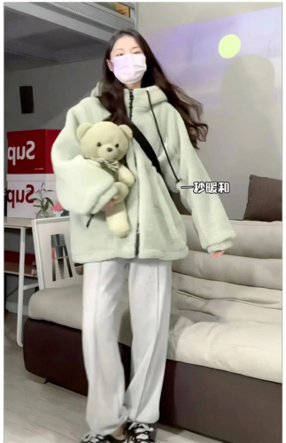 American cotton coat for women in winter 2024 new style gentle Korean lamb wool hooded jacket European style high-end