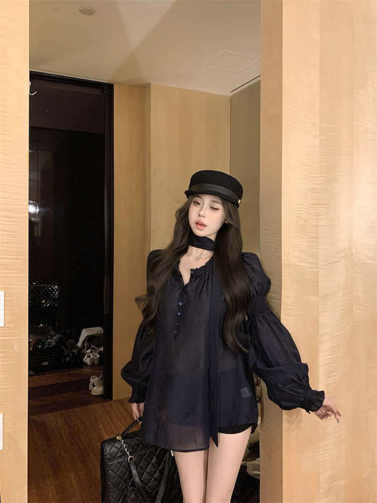 Real shot of Tencel fungus bud-sleeved blouse for women in autumn French retro simple top with free straps