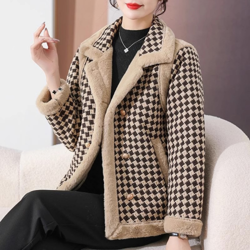 Winter small fragrant style cotton coat, fashionable Korean style plaid cotton coat plus velvet and thickened foreign style woolen loose top for women